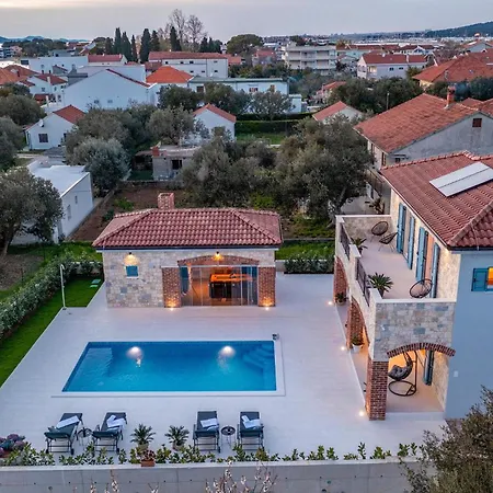 Batana Ferienhaus Sukošan